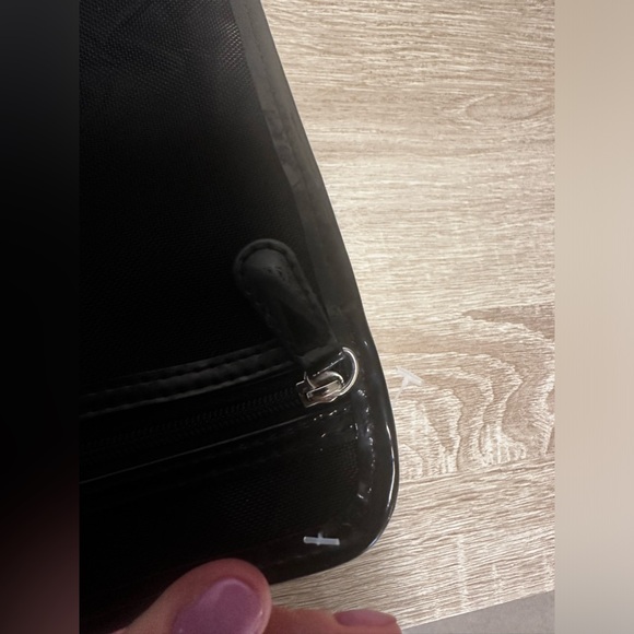 DIOR CLUTCH, MULTI-COMPARTMENT BAG WITH SIGNATURE “D” hanging from zipper pull - Picture 7 of 13